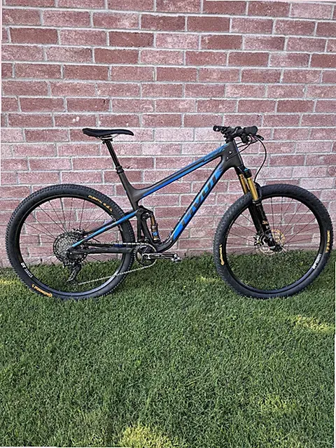 2022 Pivot Mach 4 SL XL – XTR/XT Fast & fun, good condition, with many new parts