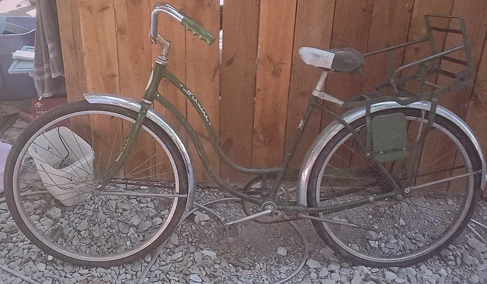 Schwinn Hollywood 1970 Bicycle Green Made in Chicago USA with Sturmey child seat